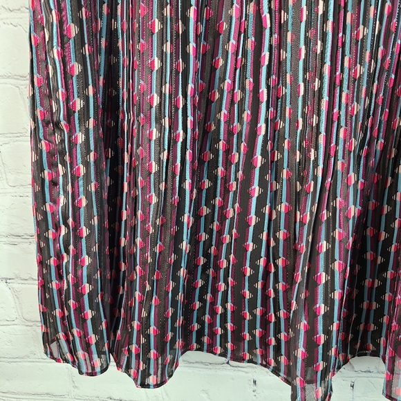 REISS Alani Geo Printed Mini Skirt - Picture 4 of 8